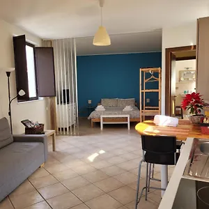 https://casa-vacanza-curro.catania-hotels.net