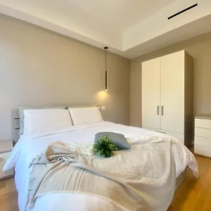https://apartment-in-the-historic-center-land.hotelitalianriviera.com